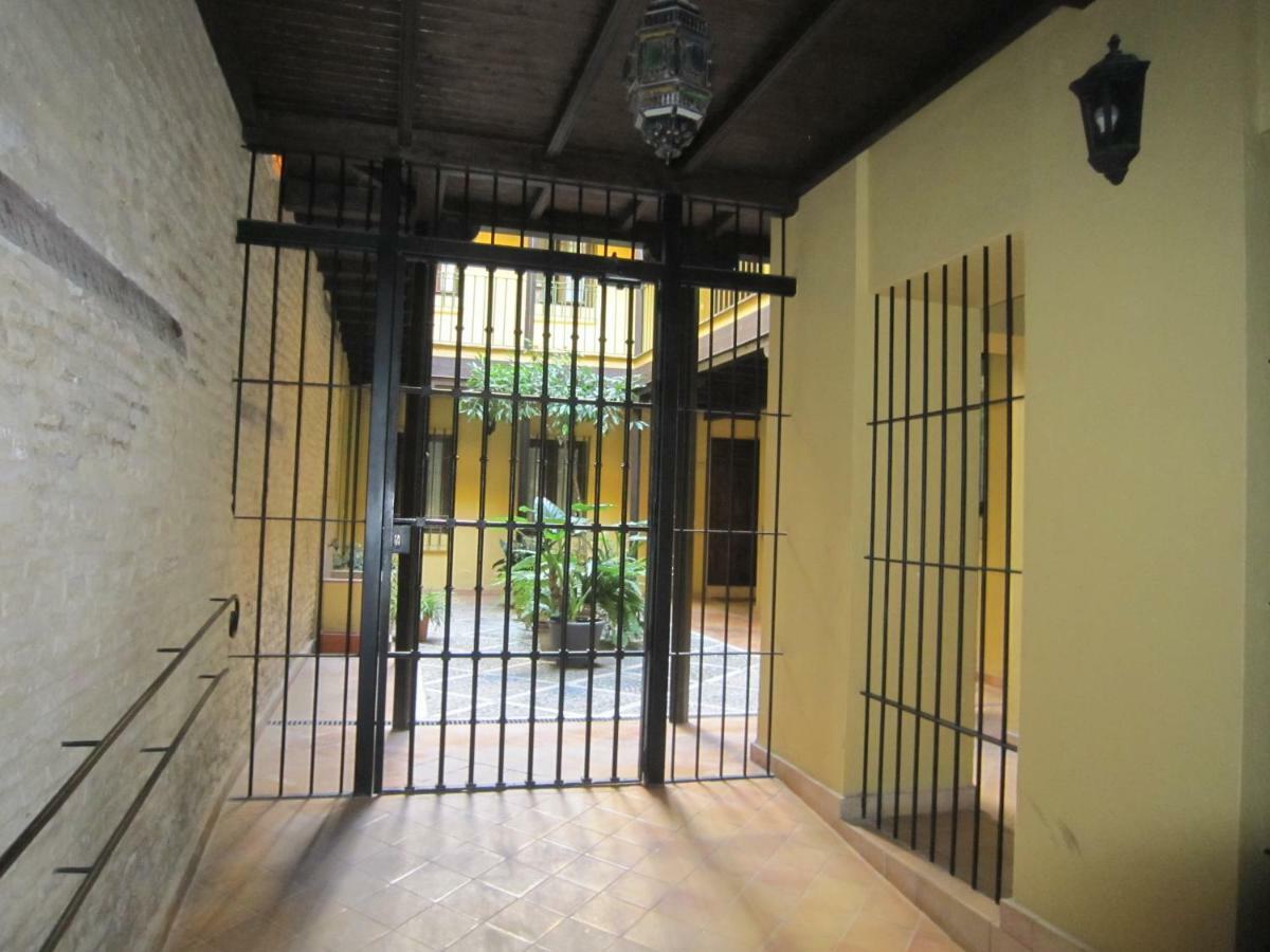 Apartamento Centrico Plaza Del Salvador Севілья Екстер'єр фото